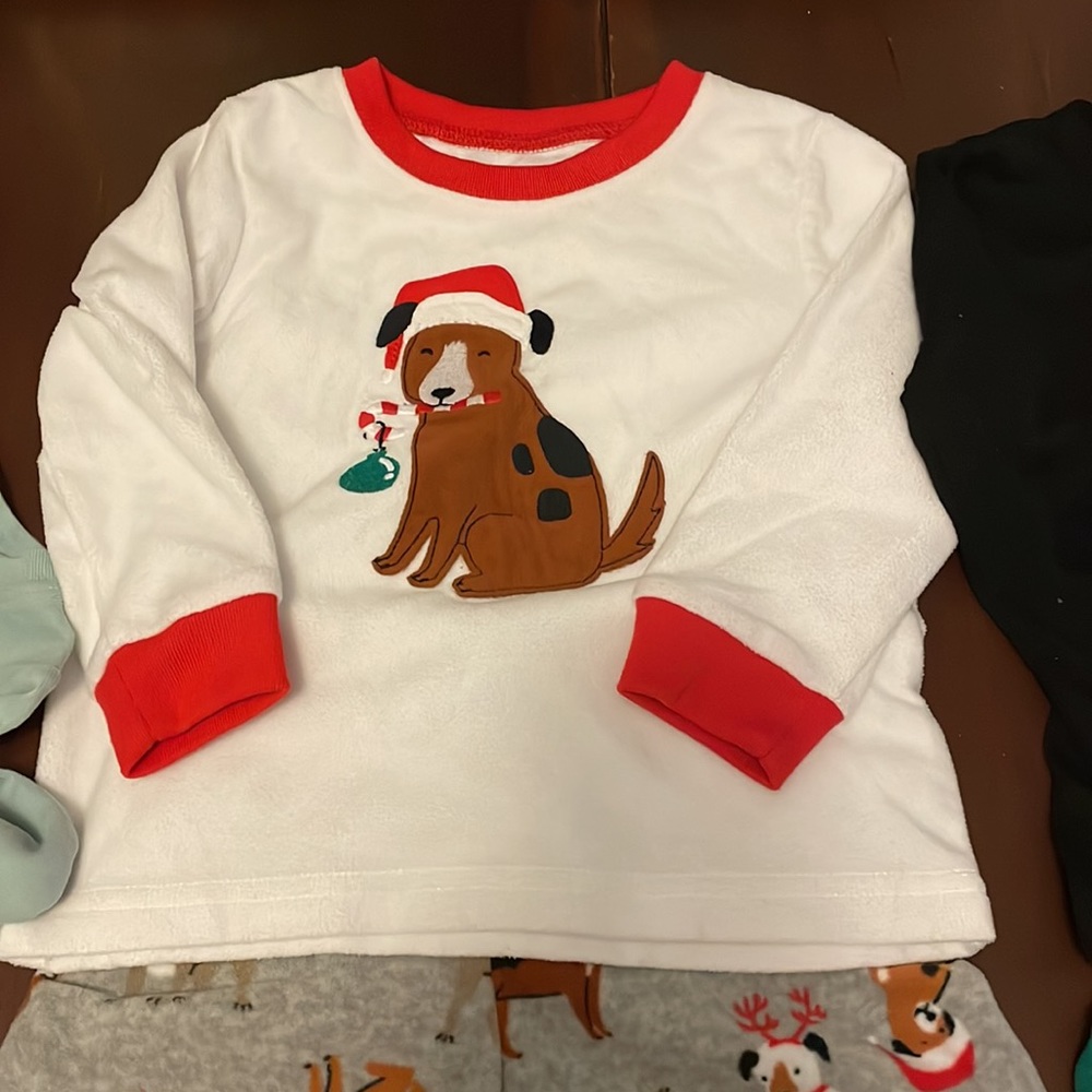 2T toddler Christmas pajama lot